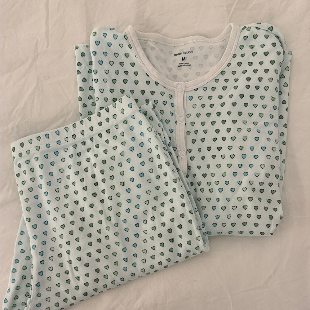 EUC Roller Rabbit Women’s Heart Pajama Set